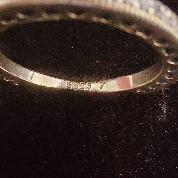 925 Sterling Silver Oxidized Ring - Picture 7 of 8